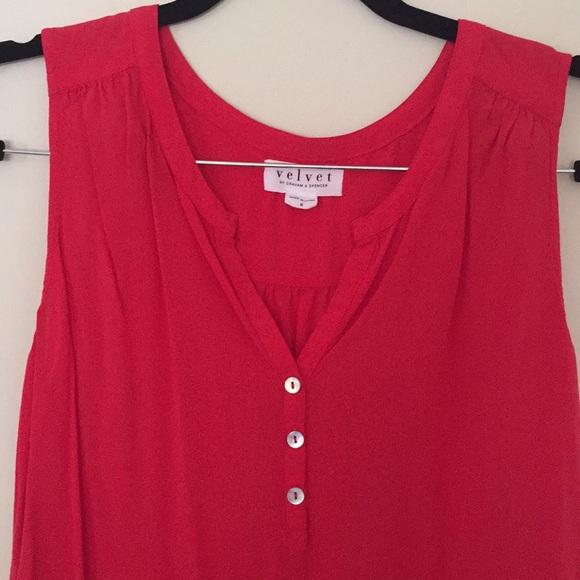 Velvet sleeveless Top - Picture 4 of 6